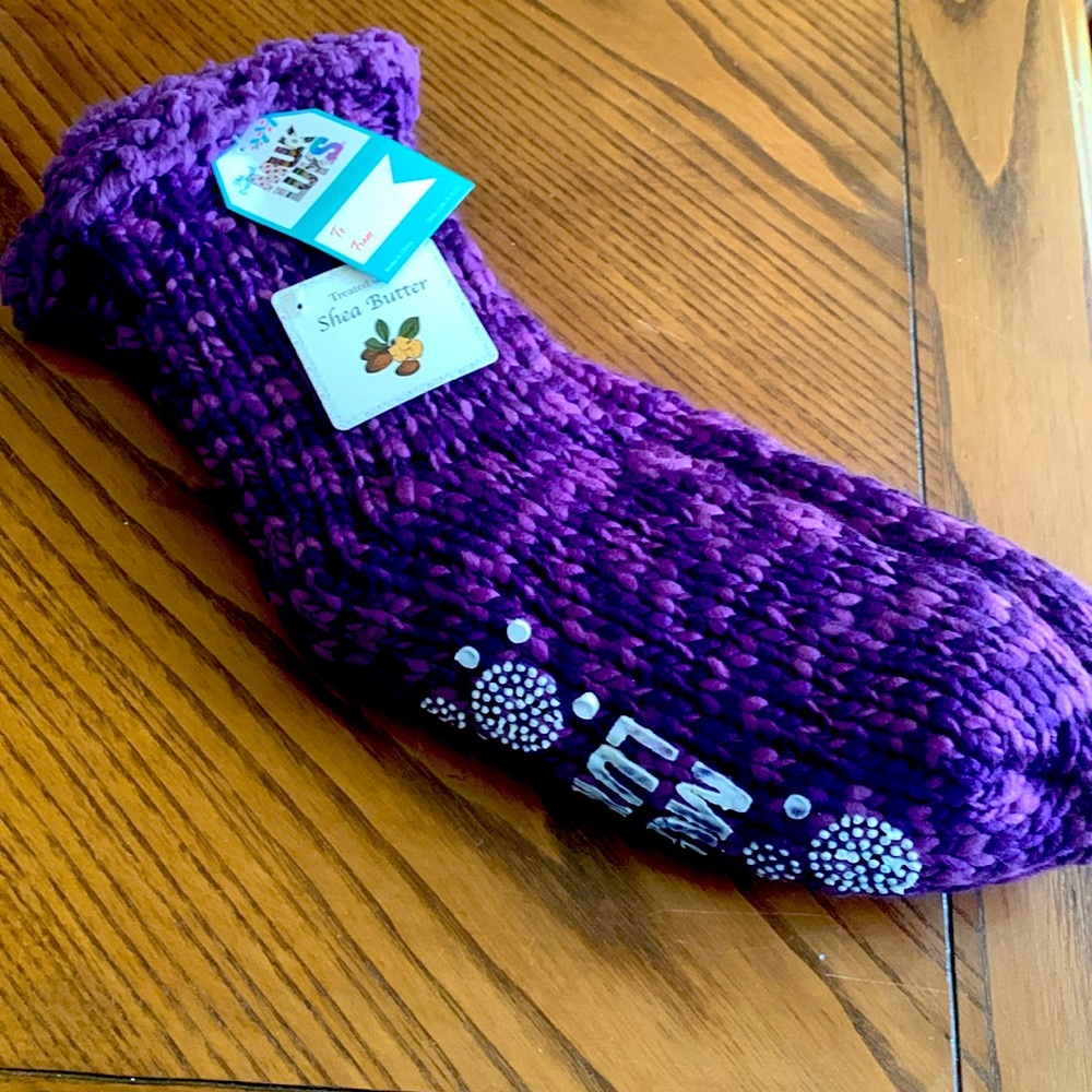Muk Luks Women's Cabin Socks Shea Butter Non-Skid Bottom L/XL New!